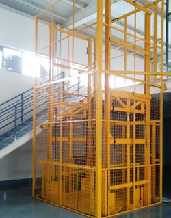 三层工业车间货梯